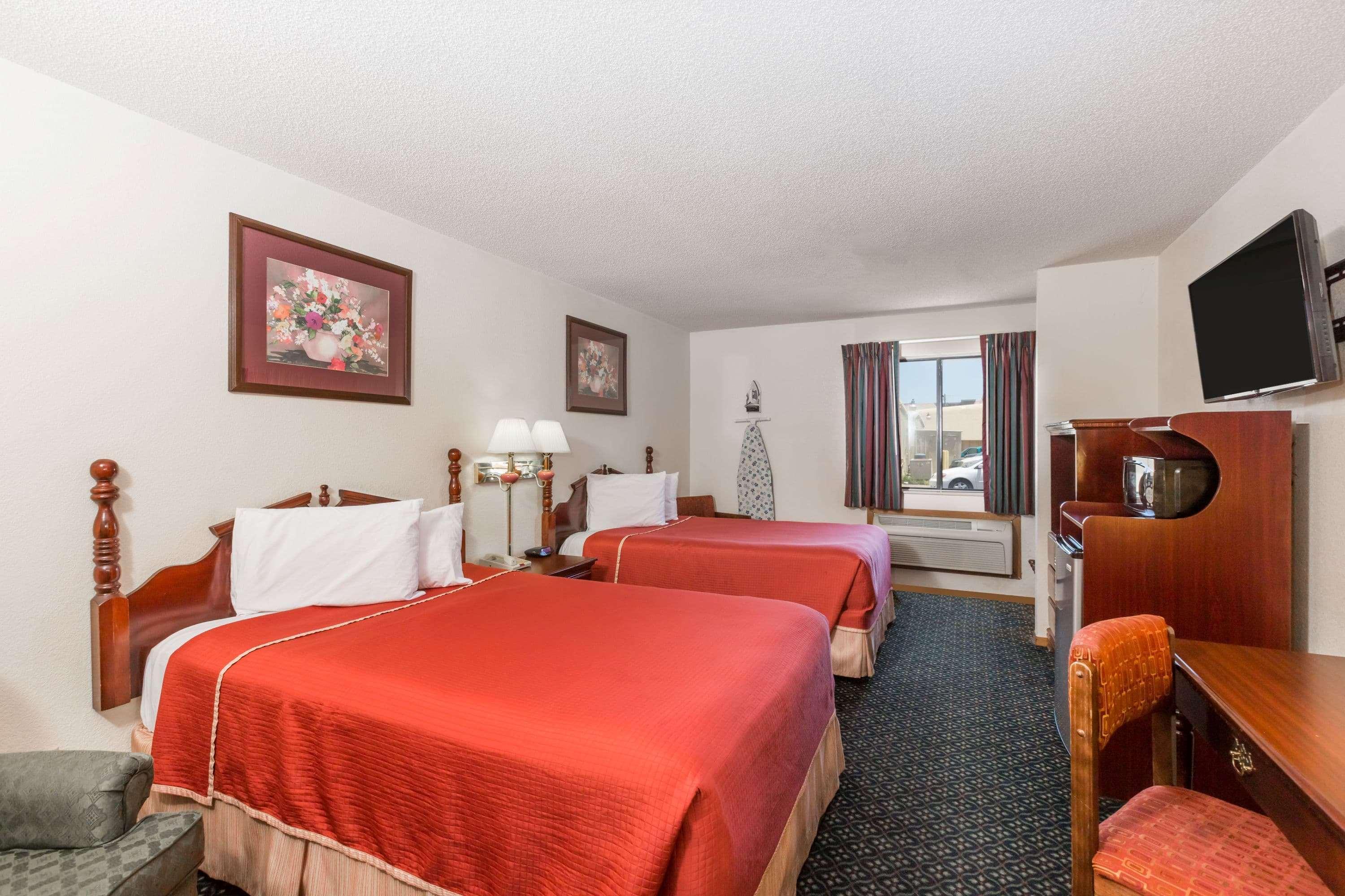 Howard Johnson By Wyndham Wichita Airport מראה חיצוני תמונה