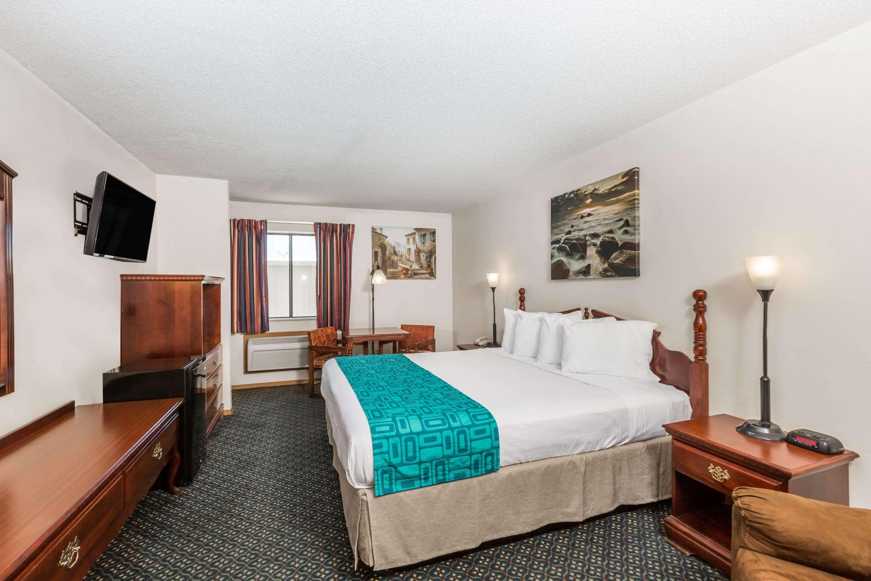 Howard Johnson By Wyndham Wichita Airport מראה חיצוני תמונה